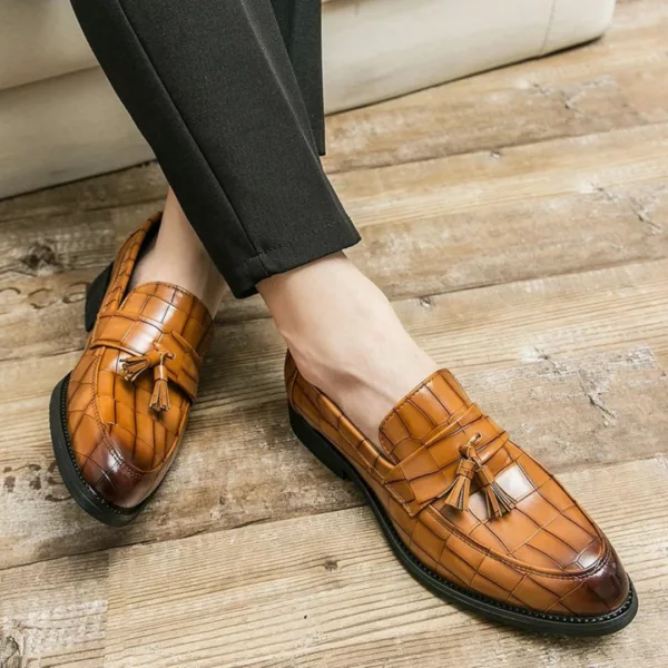 Mocassin homme cuir verni à glands – Image 7
