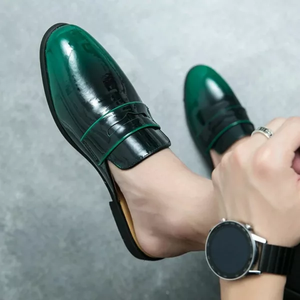 Mocassin homme verni dégradé tendance – Image 9