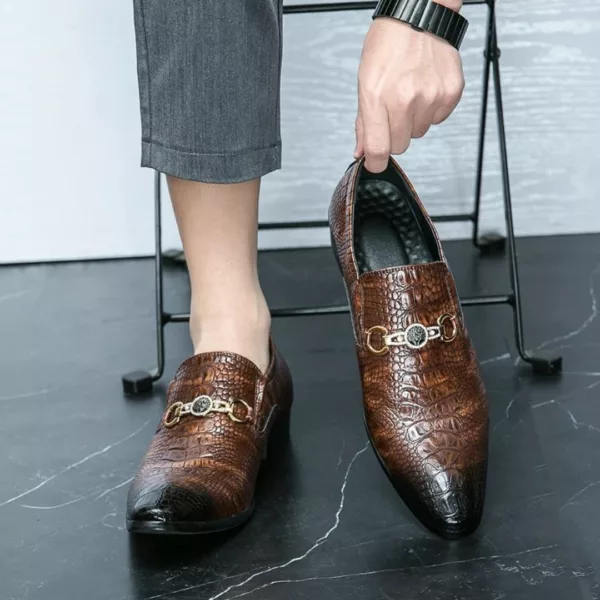 Mocassin homme croco boucle dorée luxe – Élégance haut de gamme au masculin – Style chic et raffiné pour toutes occasions – Image 6