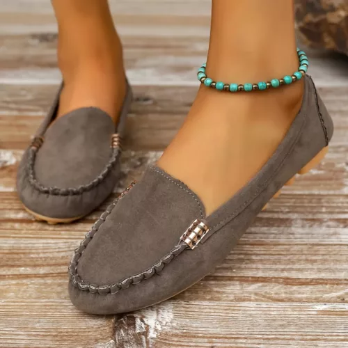 Mocassin femme antidérapant détail métal