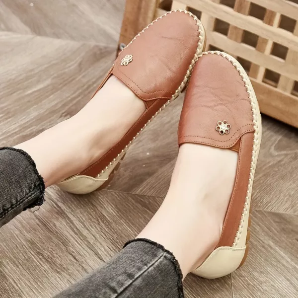 Mocassin femme bicolore fleur discrète – Image 4