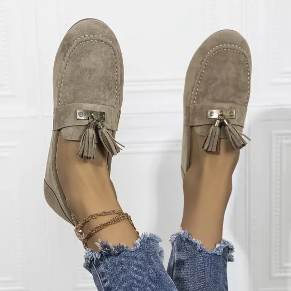 Mocassin femme daim pampilles élégantes – Image 4