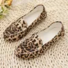Mocassin femme imprimé léopard couture métal