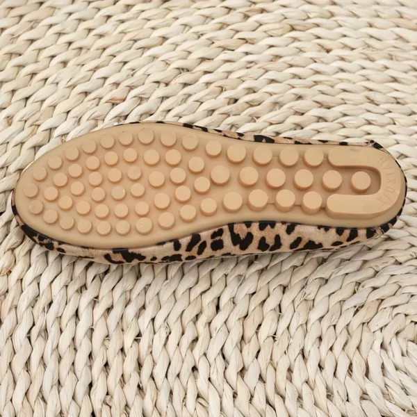 Mocassin femme imprimé léopard couture métal – Image 5