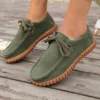 Mocassin femme lacets semelle crantée