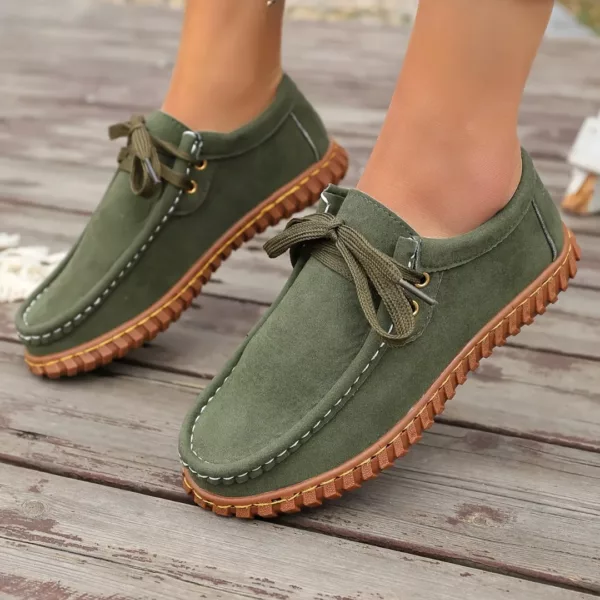 Mocassin femme lacets semelle crantée