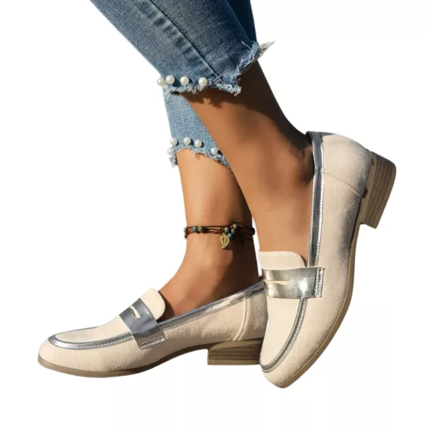 Mocassin femme talon plat effet brillant – Image 8