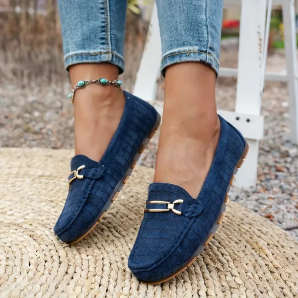 Mocassin femme texture croco détail doré – Image 5