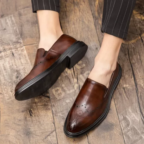 Mocassin homme cuir lisse perforé chic