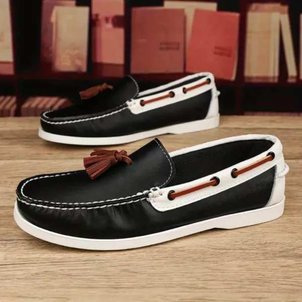 Chaussure bateau homme à pampilles contrastées – Image 3