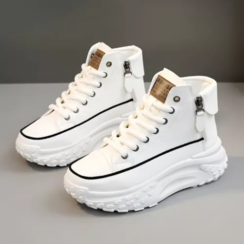 Chaussure Buffalo montante semelle épaisse