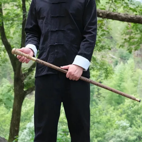 Canne bois artisanal style gentleman – Élégance vintage et confort de marche pour homme distingué – Image 5