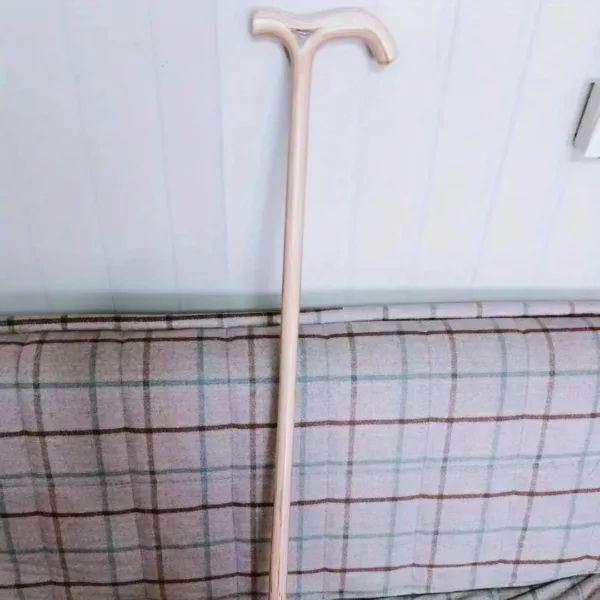 Canne de marche artisanale bois clair – Élégance et confort pour une marche sécurisée au quotidien – Image 6