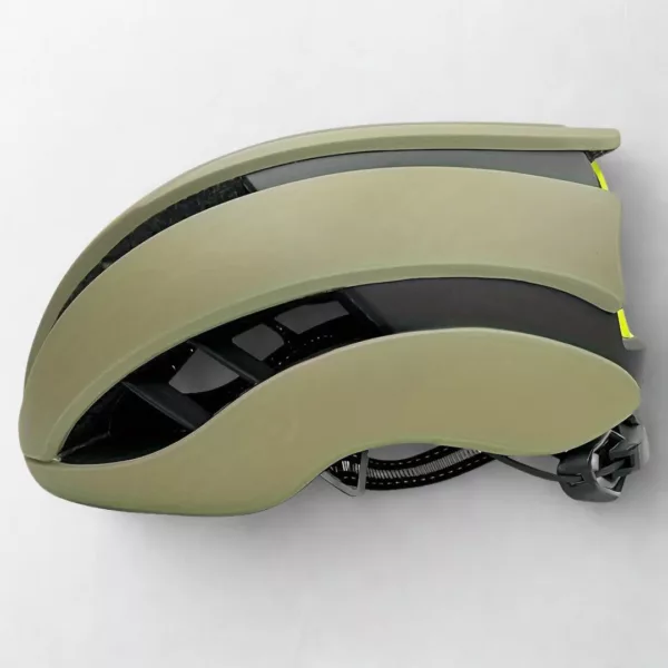 Casque vélo route ultraléger