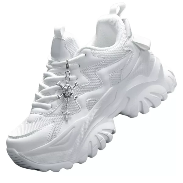 Chaussure Buffalo plateforme pendentif tête mort – Image 9