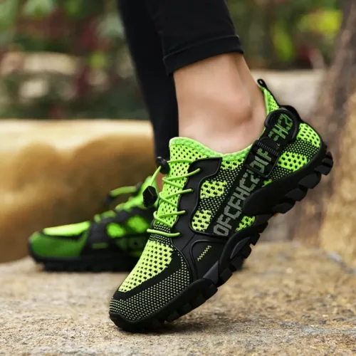 Chaussure de randonnée respirante design urbain