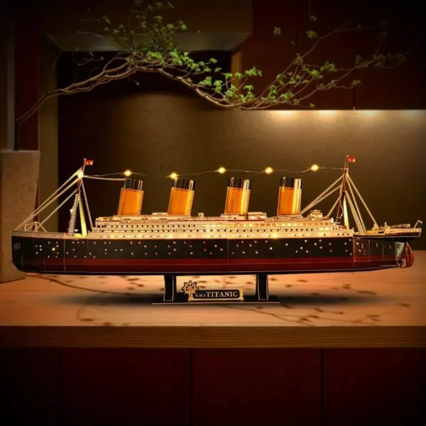 Lego Titanic – Image 4