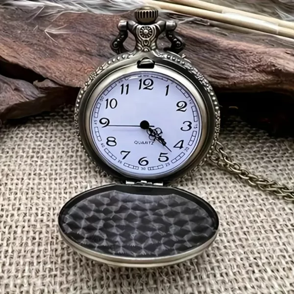 Montre à gousset loup forêt vintage – Élégance rétro et esprit sauvage pour un style unique – Image 5