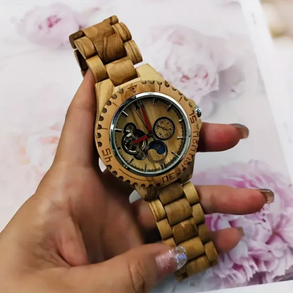 Montre mécanique bois bracelet tressé – Élégance artisanale au poignet, look naturel et raffiné – Image 4