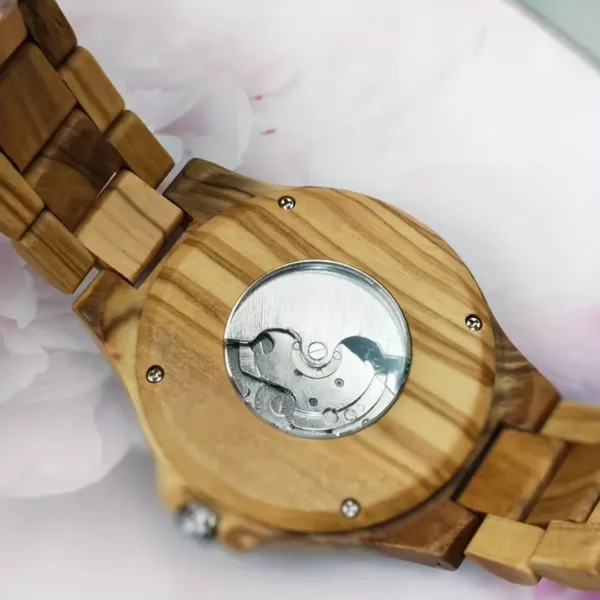 Montre mécanique bois bracelet tressé – Élégance artisanale au poignet, look naturel et raffiné – Image 7
