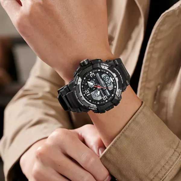 Montre militaire sport bracelet caoutchouc – Résistante, étanche et robuste pour aventure extrême et usage quotidien – Image 2
