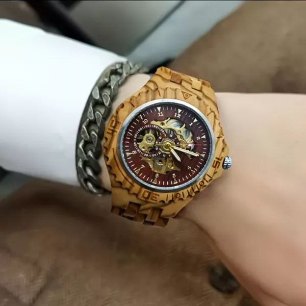 Montre squelette bois homme rétro – Élégance vintage et mécanisme visible – Style unique et raffiné – Image 8