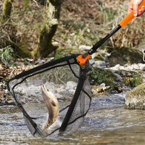 Épuisette de pêche pliable avec balance intégrée – manche alu et maille douce
