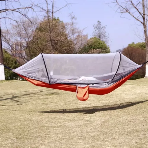 Hamac de camping avec moustiquaire intégrée – installation rapide ultra-léger